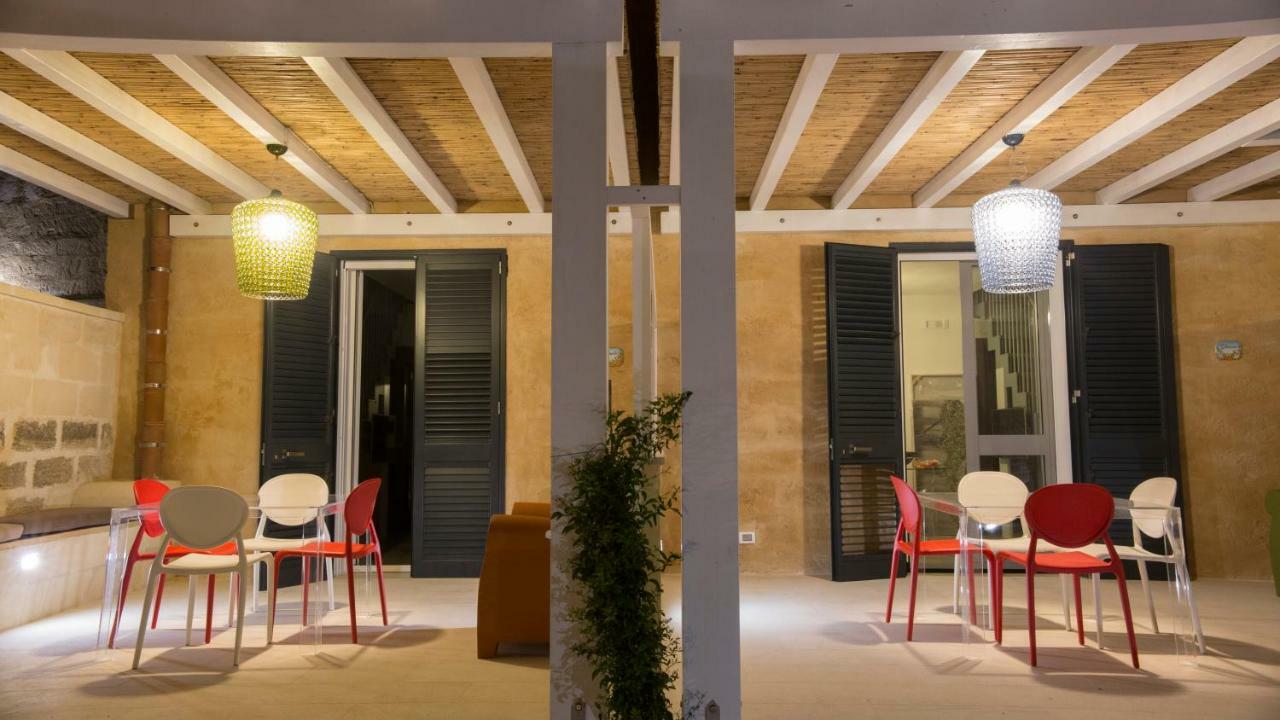 Le Del Carrubo * Favignana
